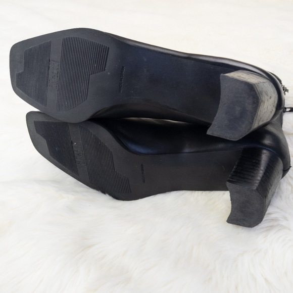 Stuart Weitzman Square Toe Heeled Ankle Boots - Picture 7 of 8